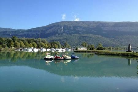 Eden Marine Hotel Montalieu-Vercieu Екстериор снимка