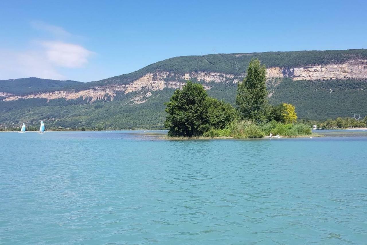 Eden Marine Hotel Montalieu-Vercieu Екстериор снимка